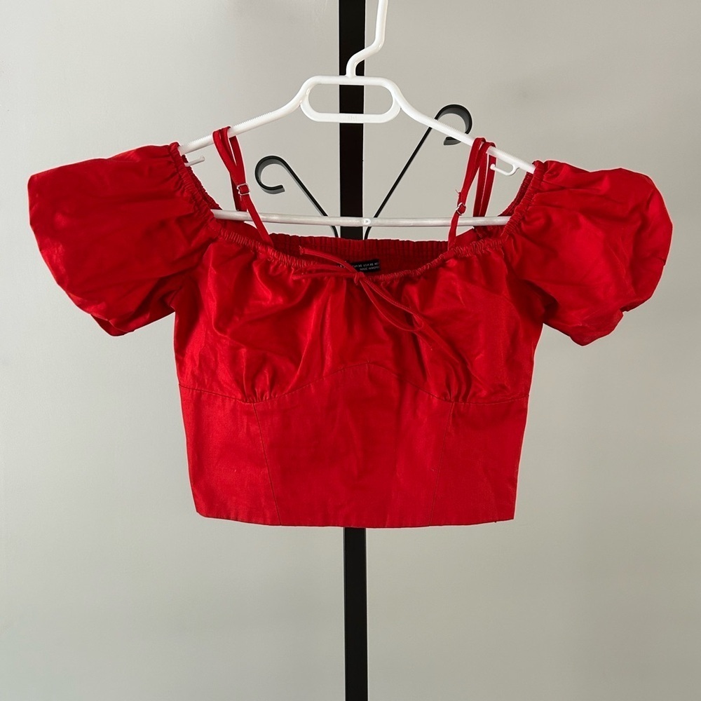ZARA Red Puff Sleeve Crop Top, Size XSmall.
